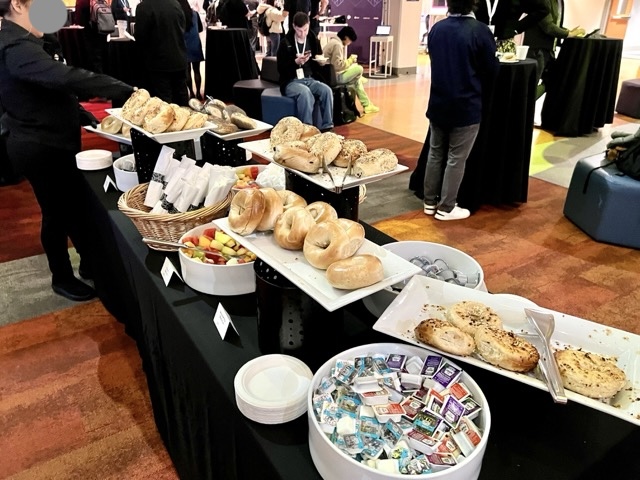 Breakfast bagels spread