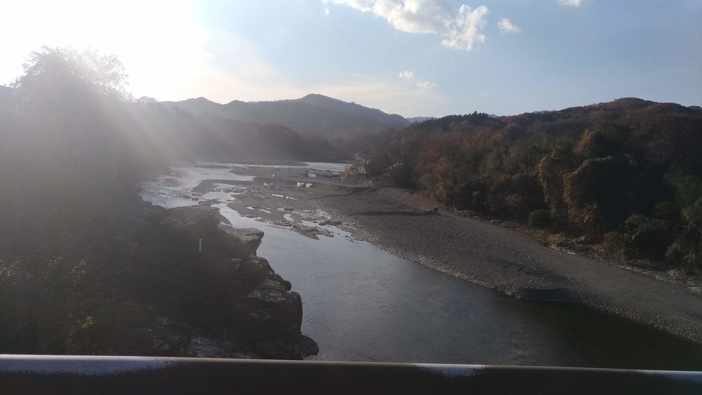 f:id:vavuzain:20181201145341j:plain f:id:vavuzain:20181201145341j:plain