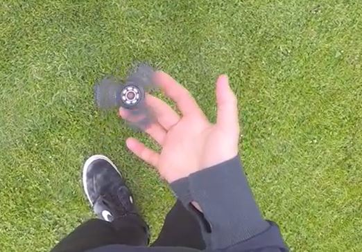 ハンドスピナー技一覧 初級編動画で回し方を覚えよう ハンドスピナーのブログ