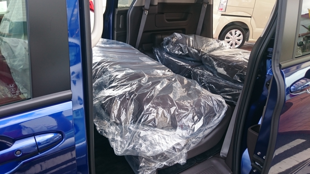 16 新型フリード 車中泊仕様 新旧比較 Diy 車中泊ベッド 湘南の風にのせて