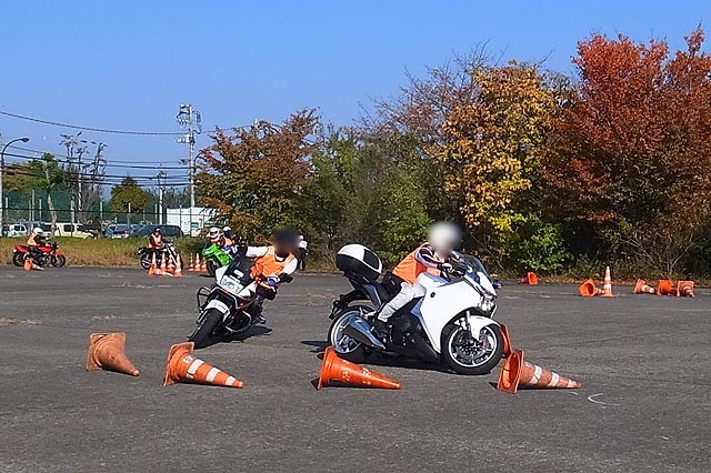 f:id:vfr750f2:20131123214701j:plain