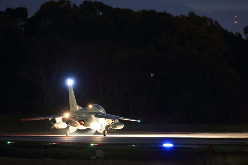 [航空機][T-4]