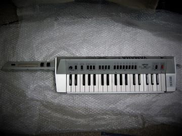 yamaha ヤマハ KX5 電源故障 スイッチ不良 電池ボックス破損