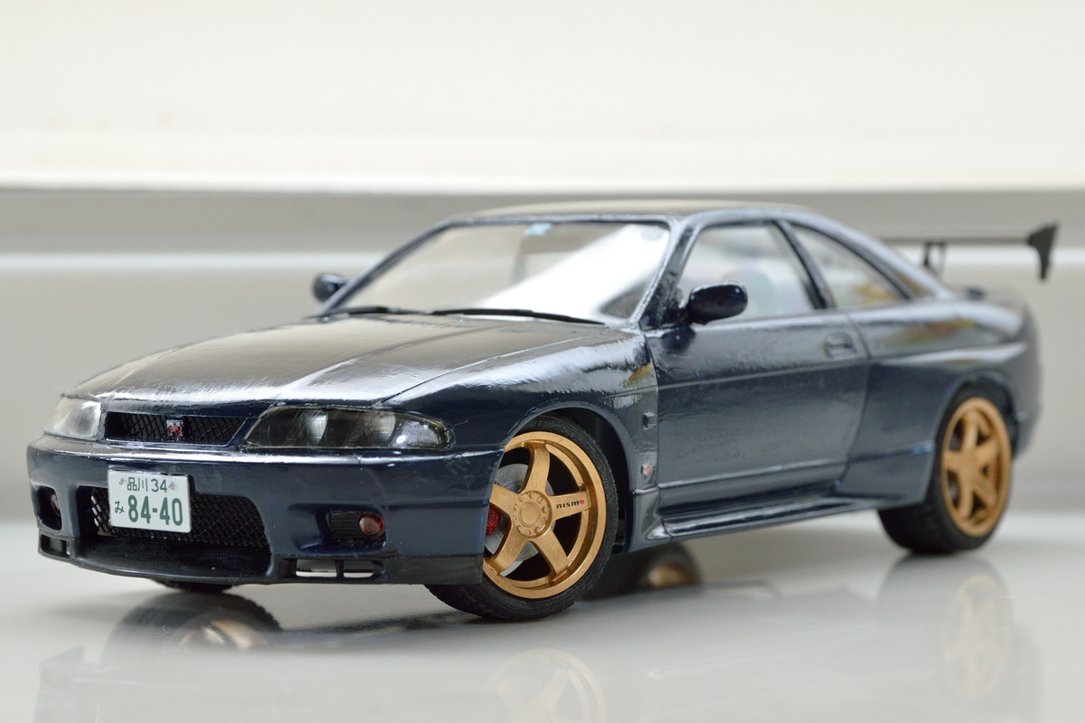 再びカスタム】タミヤ 日産スカイラインGT-R V-spec (BCNR33 