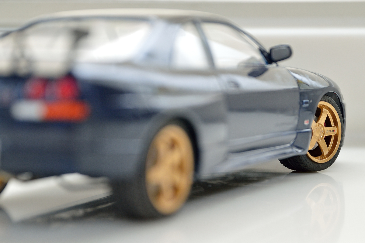 再びカスタム】タミヤ 日産スカイラインGT-R V-spec (BCNR33 
