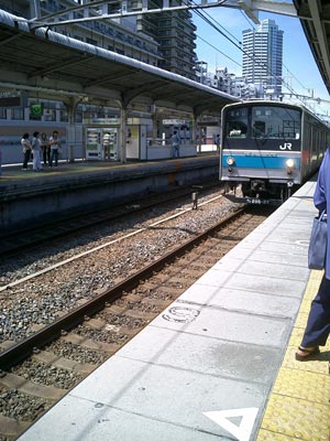 「三ノ宮駅 JR神戸線」（2005/06/05 兵庫県神戸市中央区）