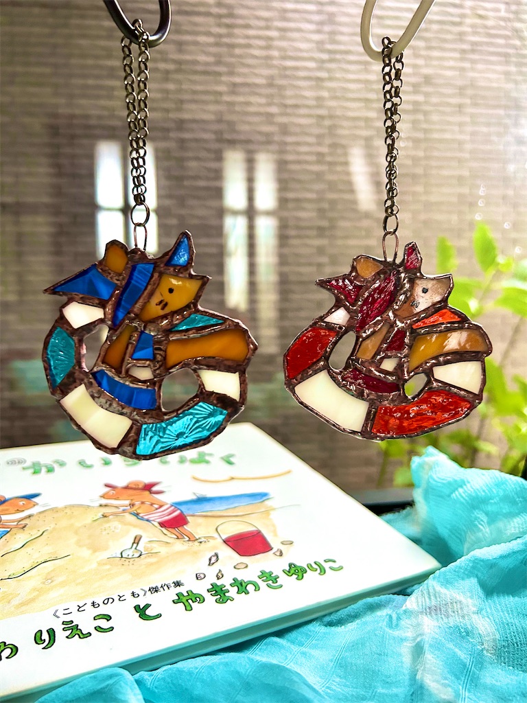 ぐりとぐらのかいすいよく ステンドグラス - 移動式ブックカフェまうん