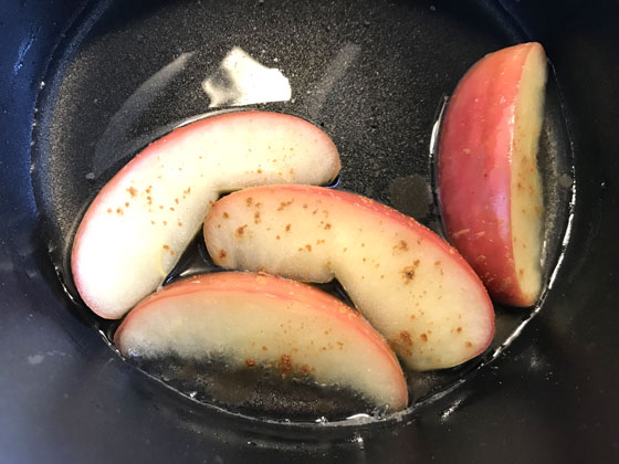 リンゴのはちみつレモン煮:作り方