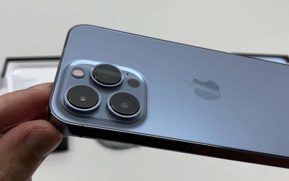 iphone 13pro 本体　シエラブルー　綺麗なBlue Apple iPhone 13 Pro 256GB SIMフリー [シエラブルー] 価格比較