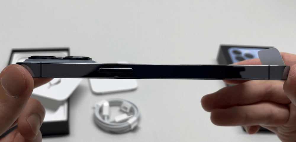 実機写真あり】iPhone 13 Pro シエラブルーのカラー＆デザイン｜比較