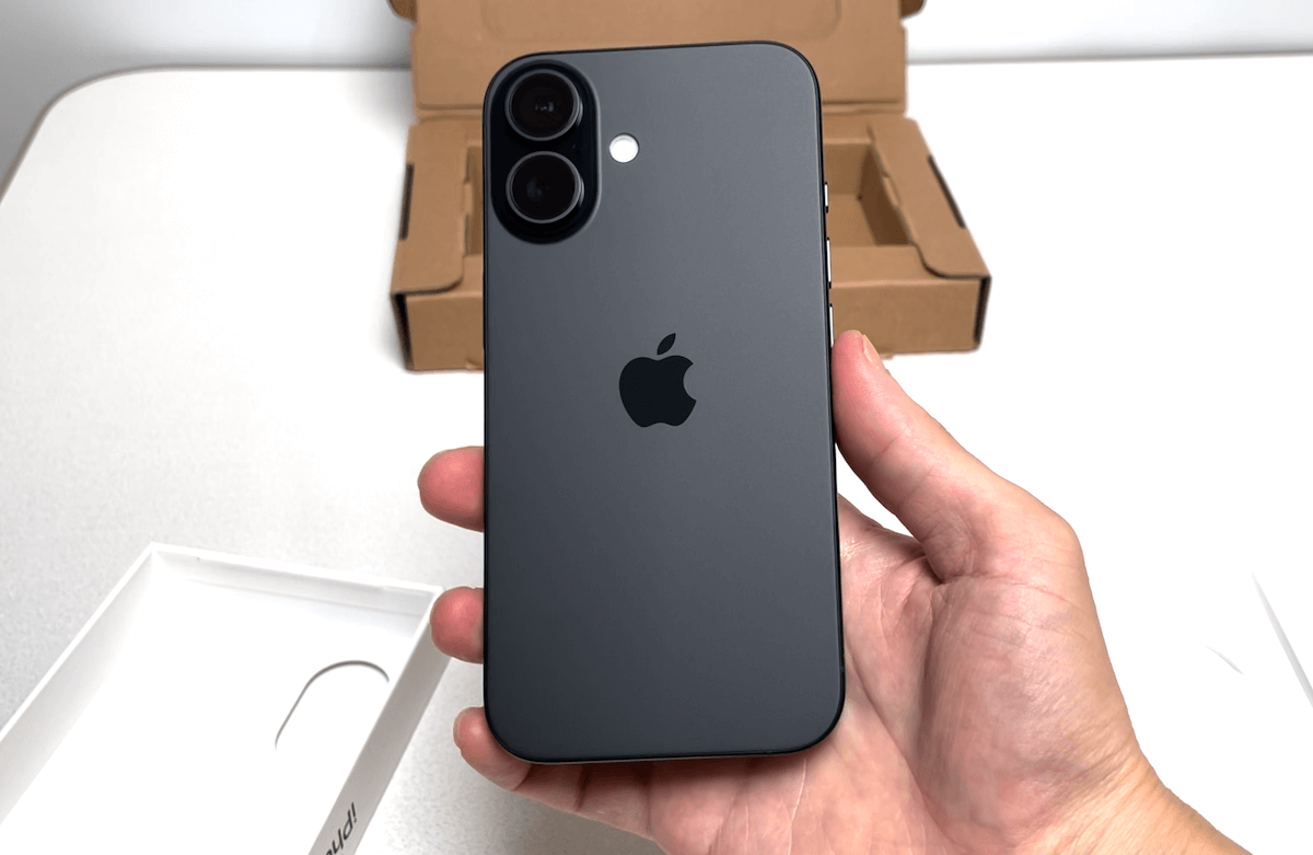 開封レビュー】iPhone 16の付属品一覧と必要なもの - iPhone Wiki