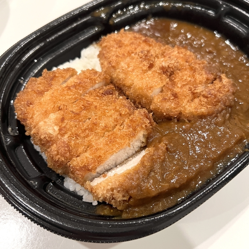 ローソンの盛りすぎチャレンジ　カツカレーのカツ