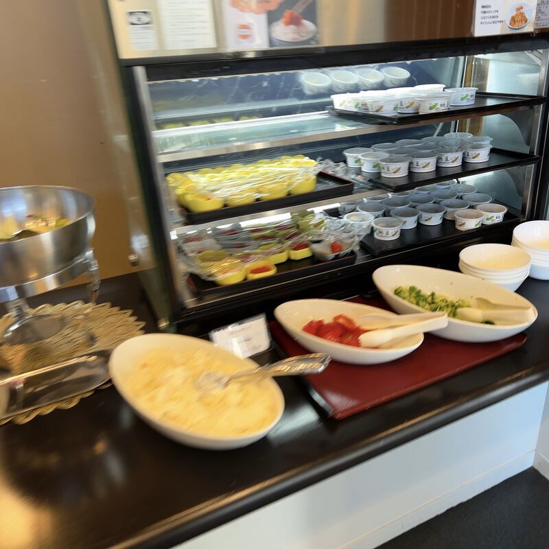 ホテルビアントスの朝食バイキング会場の様子｜和洋メニューを取りそろえたビュッフェ形式