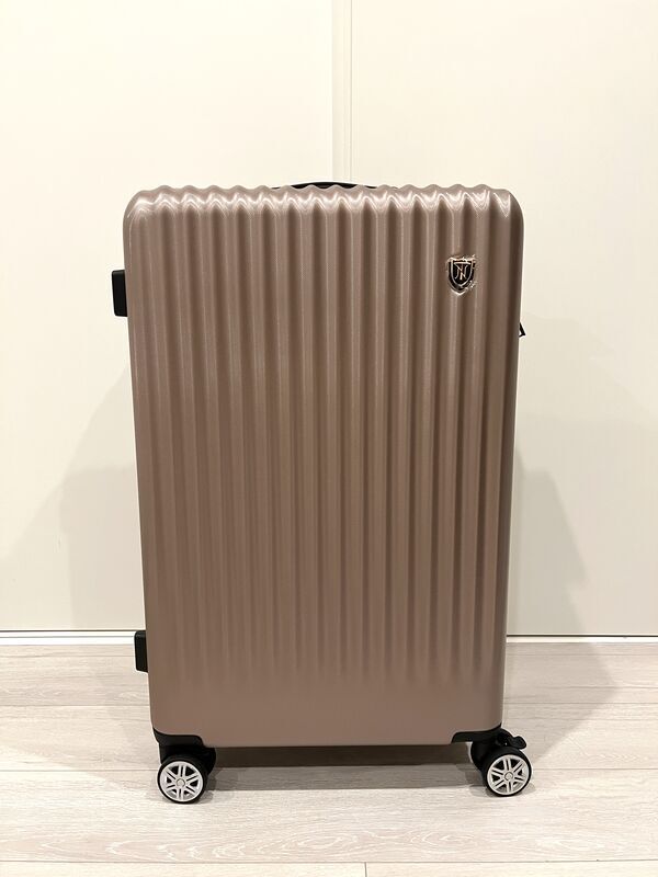 New Trip GB0701 Plus Lサイズ スーツケース 正面外観