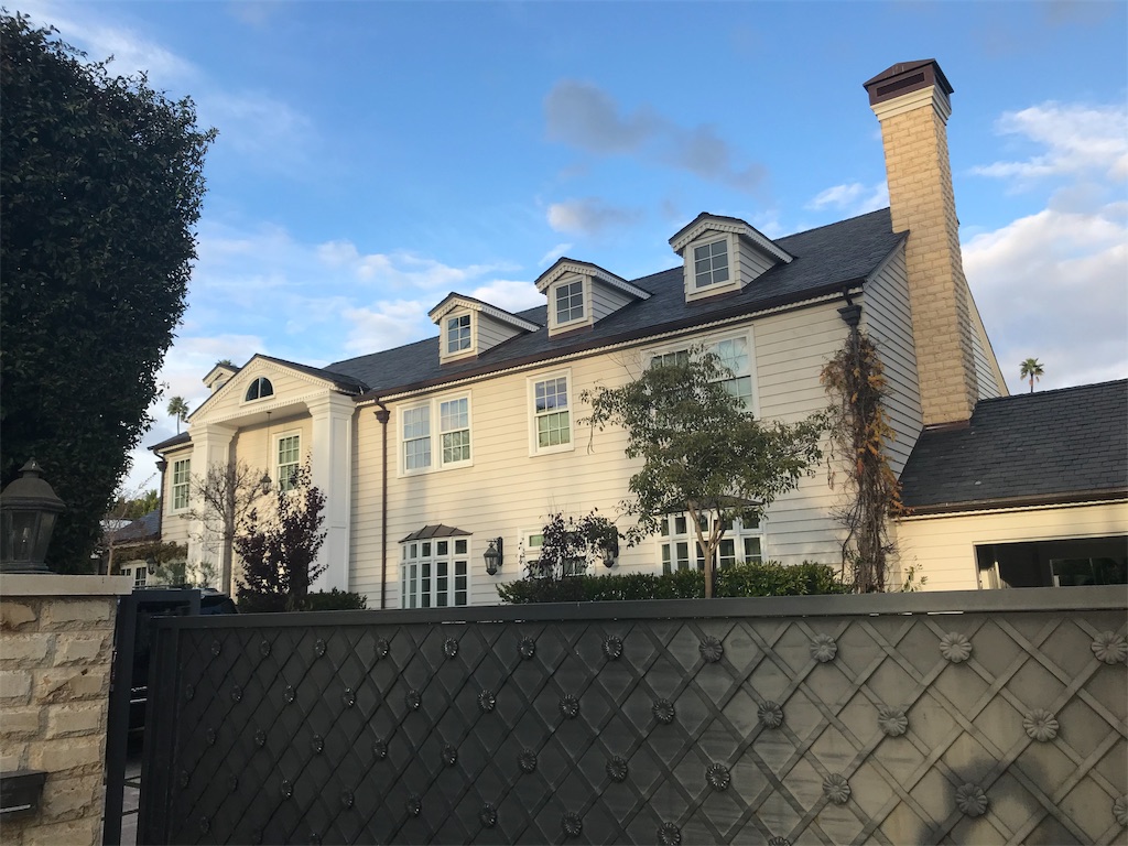 世界一の豪邸住宅地ビバリーヒルズ 桁違いの住まいとは Empathizeの日記