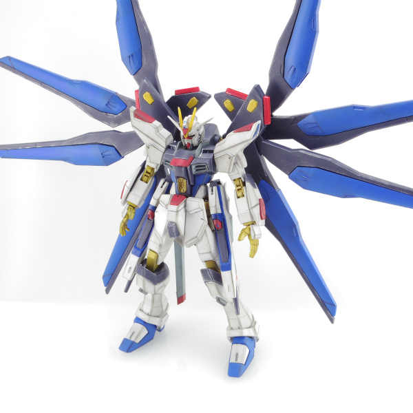 HGCE ストライクフリーダムガンダム【部分塗装、製作完成品】 - 山田家