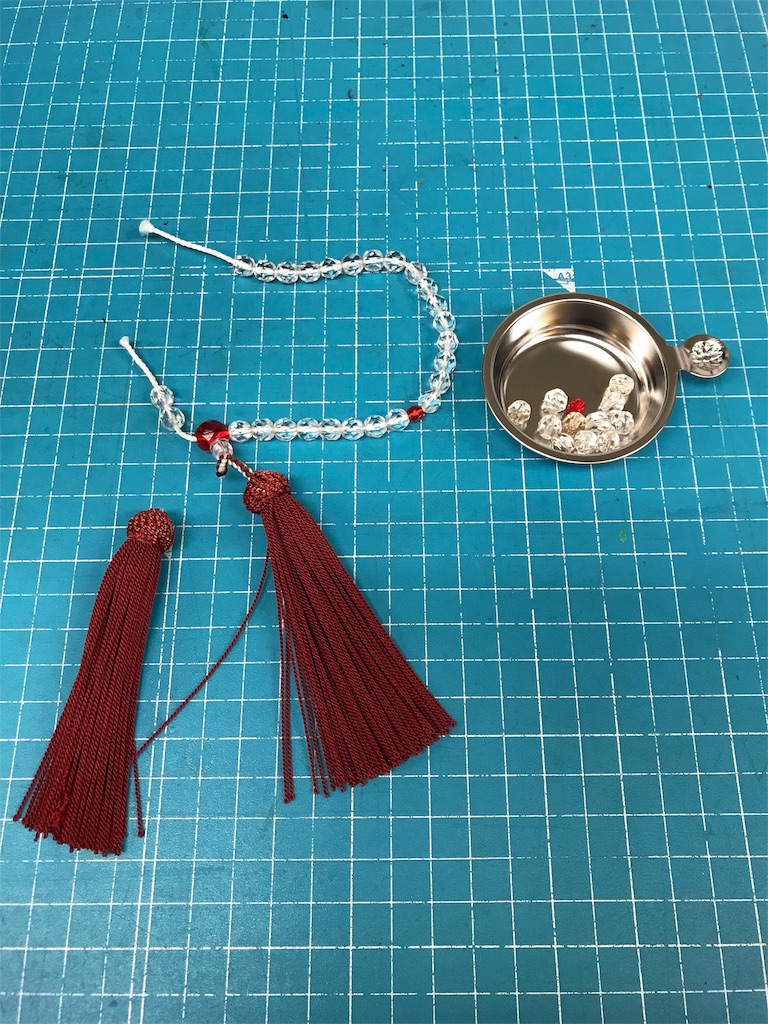 安い数珠 修理出来ない 中国製 百均念珠 熊本一番多く数珠修理 熊本 生涯無休 名物社長 仏壇販売天職