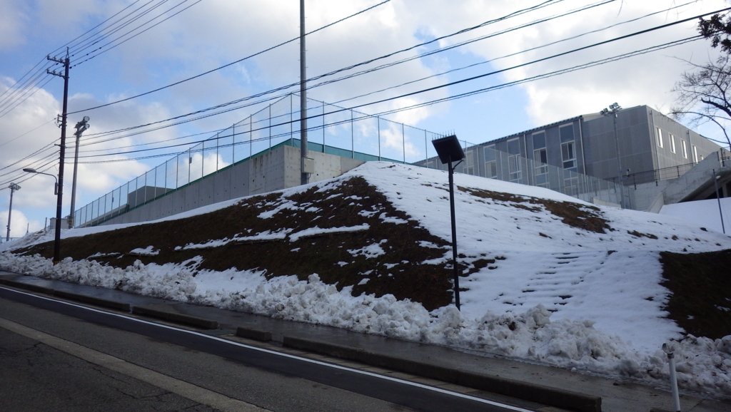 輪島中学校と前の松陵中学校、同じ場所で撮影してみた(他、画像あり) 輪島たいむす