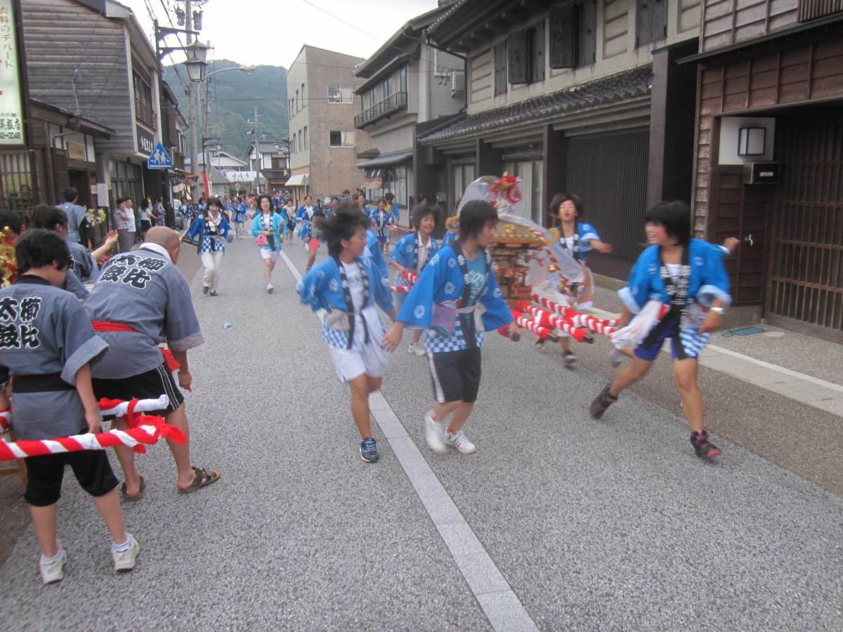 開創700年に合わせ「總持寺通り」盛り上がっています (*ﾉдﾟ*)ﾉ