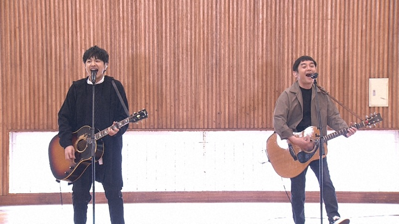 ゆず」の北川悠仁さん＆岩沢厚治さんが輪島高校の生徒の皆さんに