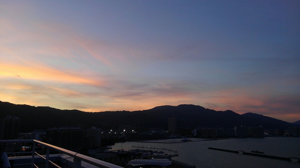 大津港夕焼け