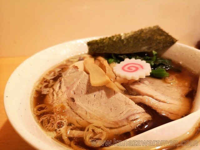 金沢駅前 深夜 ラーメン 長岡生姜醤油 ご当地ラーメン 巡 めぐる 金沢でラーメンを そしてときどき