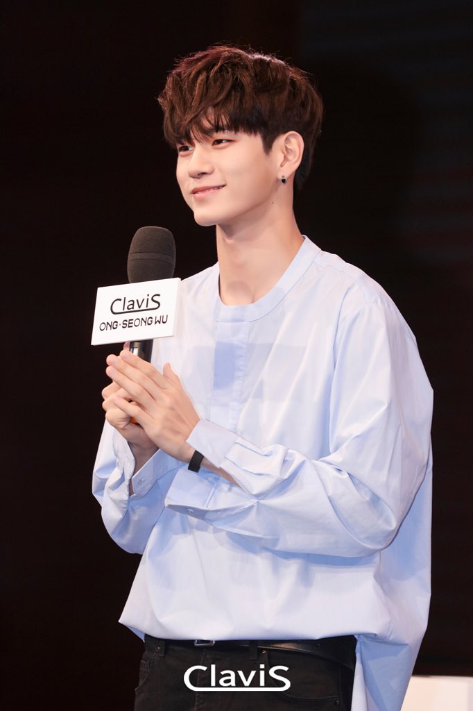 Clavis × Wanna One オン・ソンウ＆パク・ジフン サイン会 公式