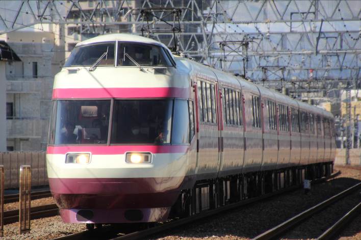 小田急電鉄 371系・5063F・HiSE・RSE in喜多見・海老名・小田急相模原駅 - わらよのブログ