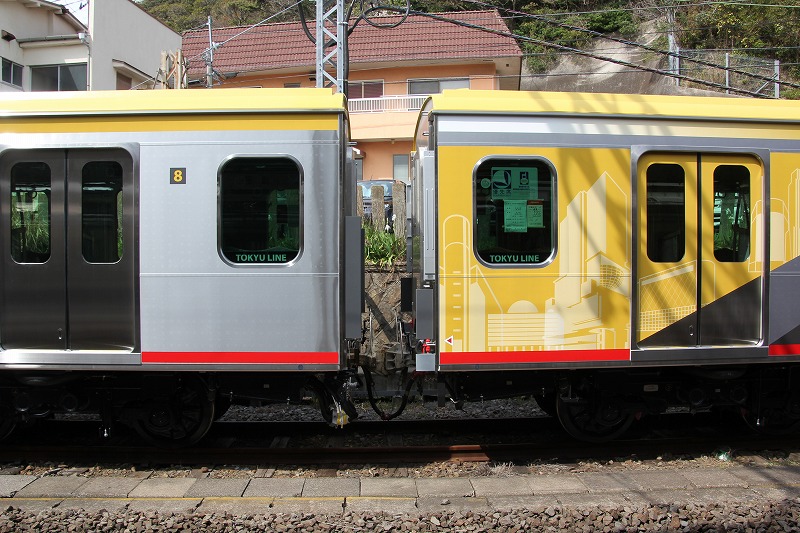 東急5050系4000番台(4110F)「Shibuya Hikarie号」甲種輸送・試8986レ