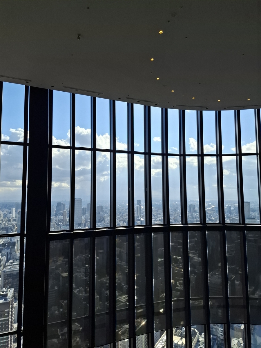 コンラッド大阪の40Fロビー
