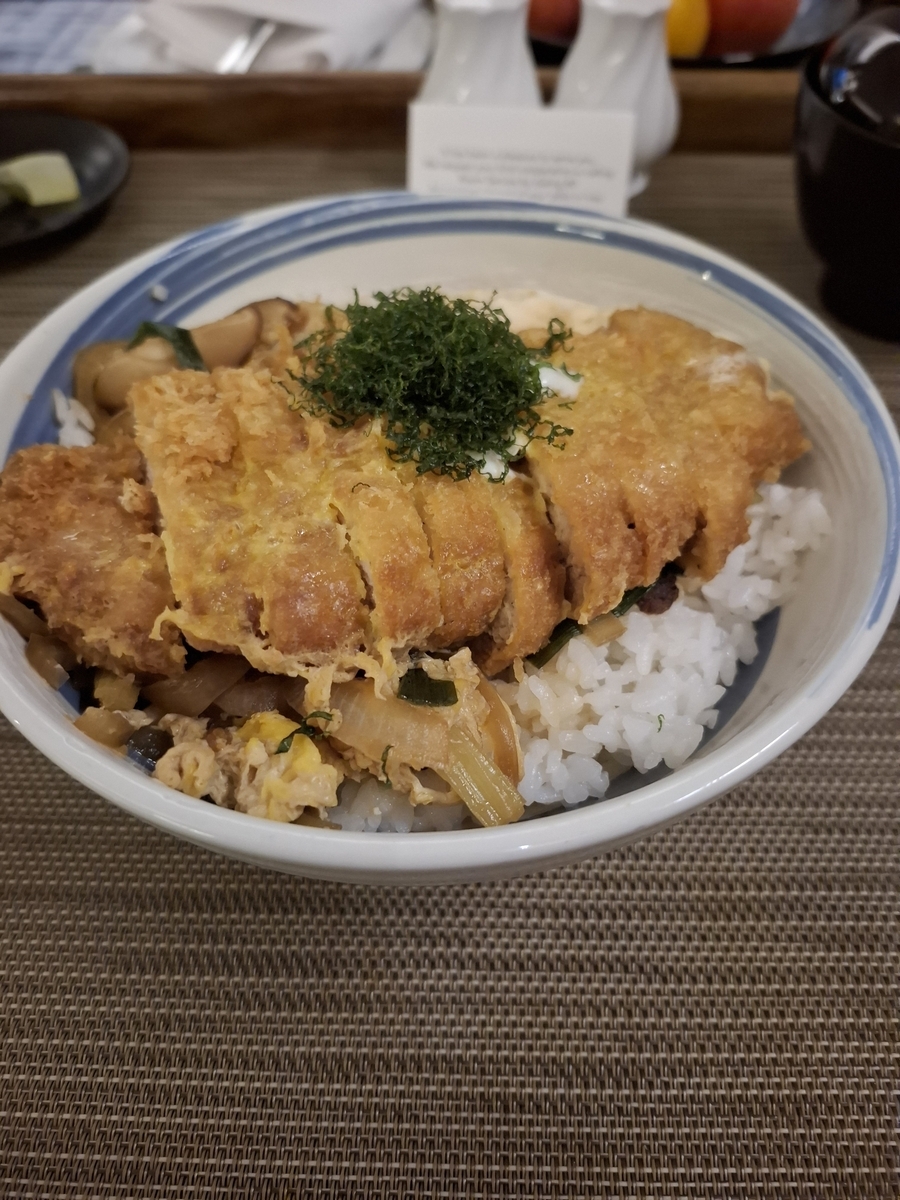 インルームダイニングのかつ丼