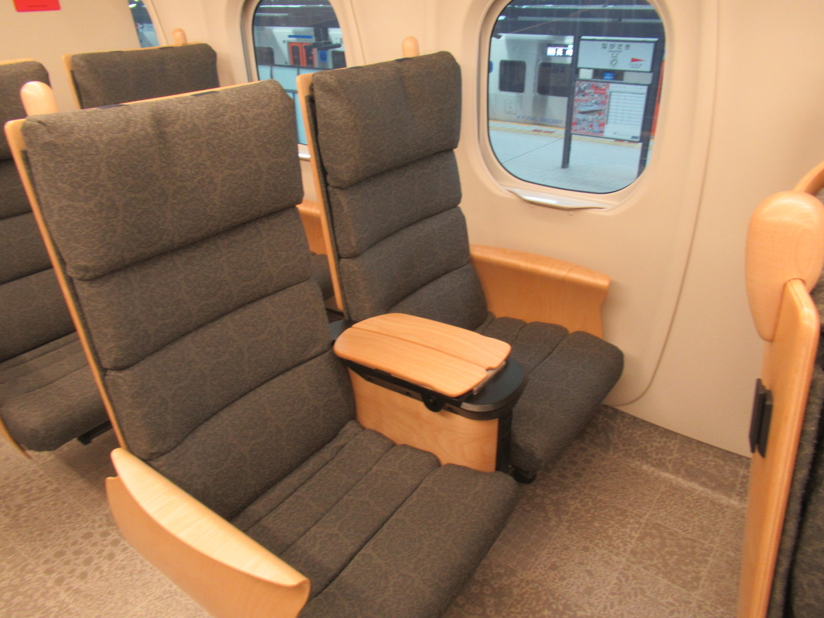 指定席】西九州新幹線＆リレー特急で長崎から博多へ。乗り心地が良い