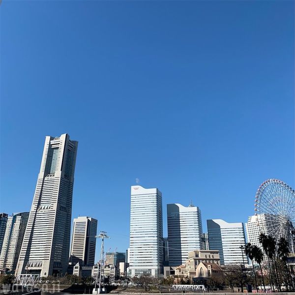 スマホの壁紙を一新したい 青空の下で色んな場所から横浜ランドマークタワーを撮ってみた編 何だかんだで私のさじ加減 スマホの壁紙を一新したい 青空の下で色んな場所から横浜ランドマークタワーを撮ってみた編 何だかんだで私のさじ加減