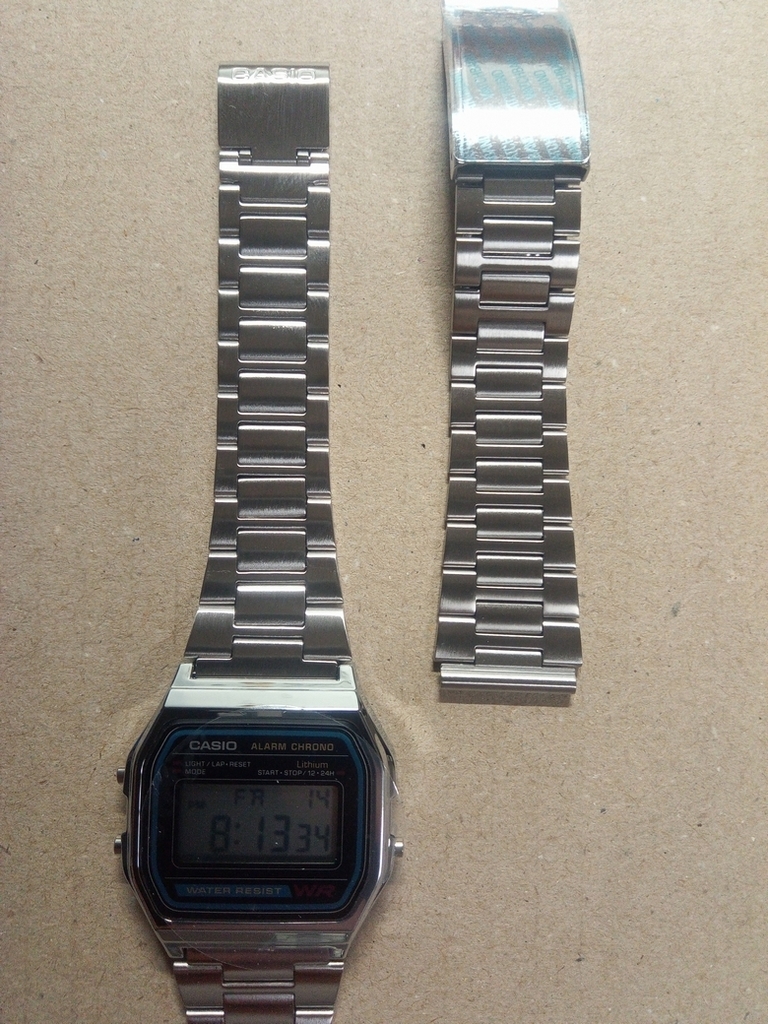 Timex Classic Digitalとバンド交換の話 やっすい腕時計の話 Timex Classic Digitalとバンド交換の話 やっすい腕時計の話