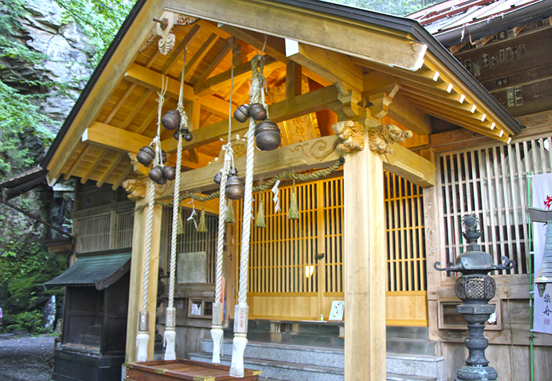 御嶽神社の御朱印「王滝口里宮」（長野・王滝村） 〜 先の見え