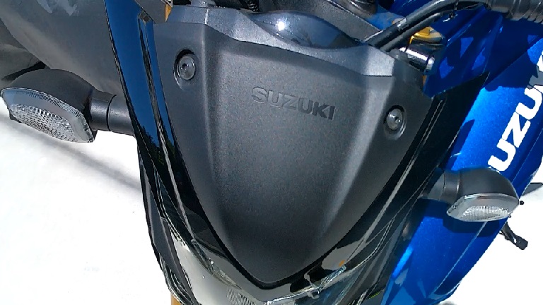 プーチ　GSX S-750 専用スクリーン Puig プーチ ニュージェネレーションNKスクリーン(ツーリング