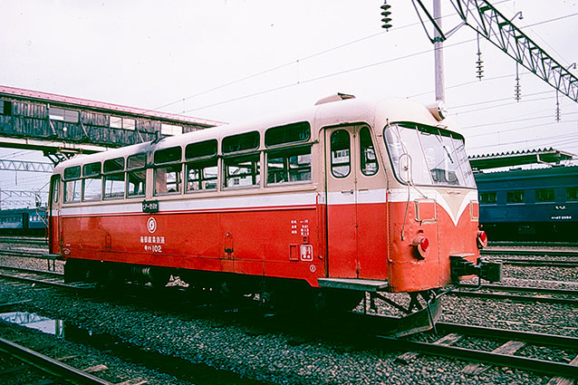 南部縦貫鉄道のレールバス@1979年（たぶん）。 - ひよこガレージ