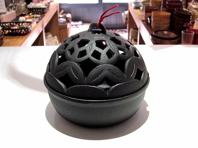 南部鉄器 手毬形の蚊遣り、香炉 鋳物 工芸 - 江古田の空より愛をこめて