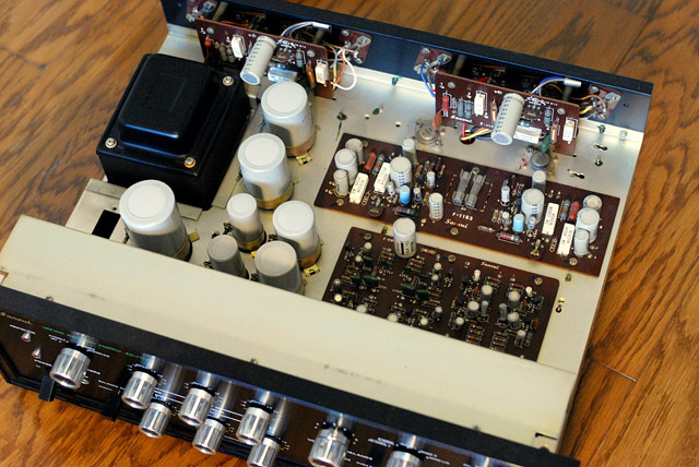 SANSUI AU-777D