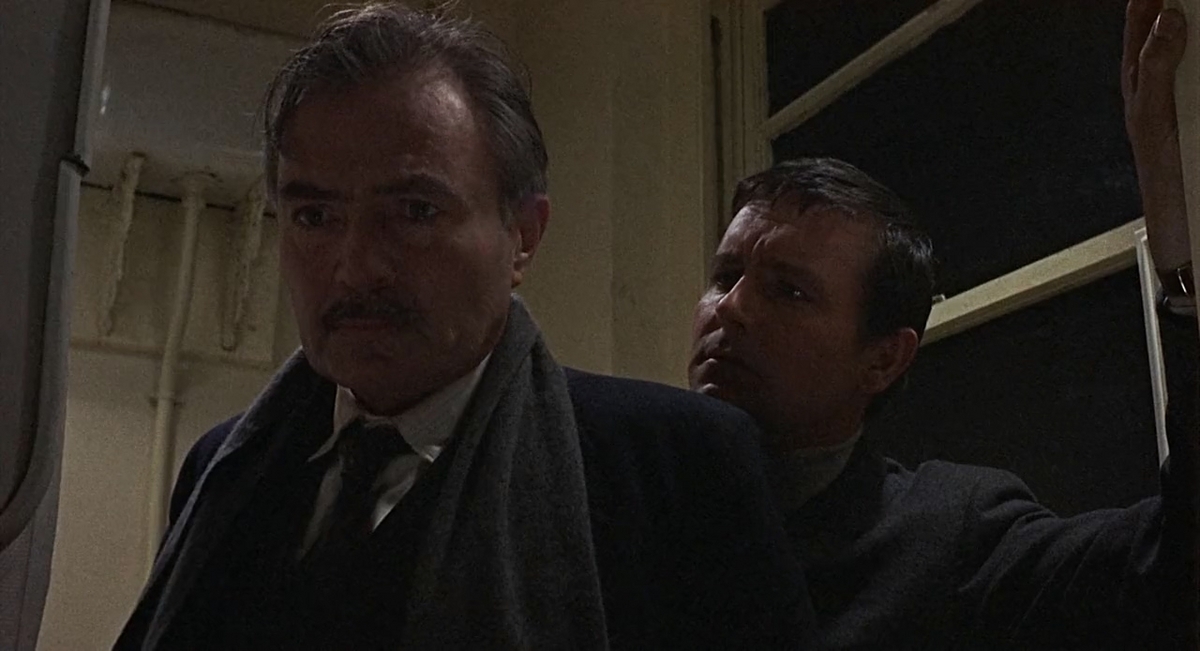 死者にかかってきた電話」ご存じジョン・ル・カレ原作のサスペンス