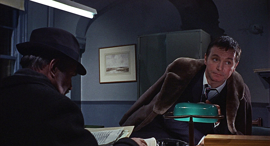 死者にかかってきた電話」ご存じジョン・ル・カレ原作のサスペンス