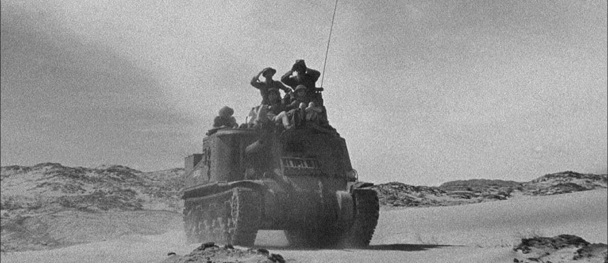 サハラ戦車隊」ハンフリー・ボガートが演じるタフな戦車兵ガン