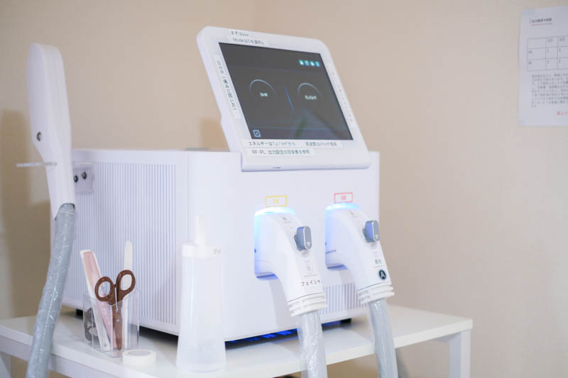 金沢市山科のセルフ脱毛サロンルネスの脱毛機