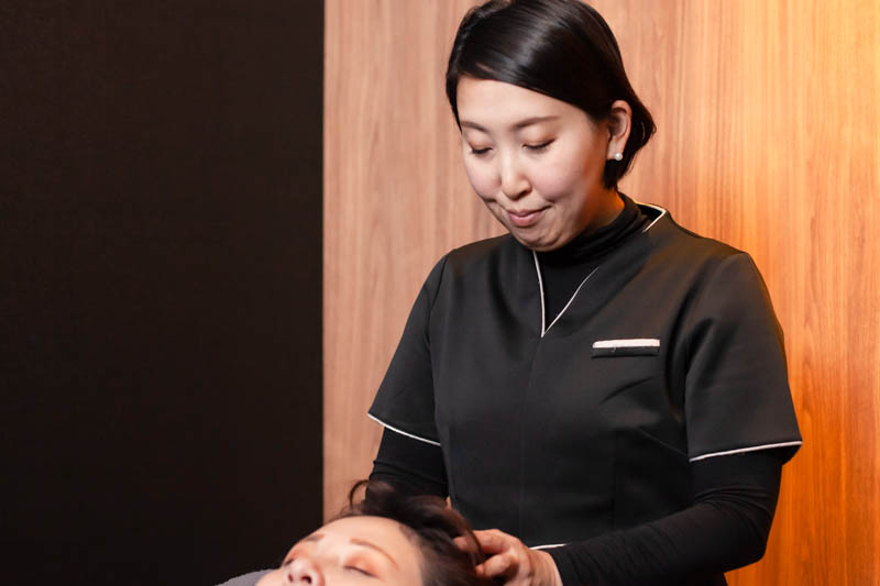 石川県白山市にあるドライヘッドスパ専門店ヘッドミントイオン松任店でドライヘッドスパ