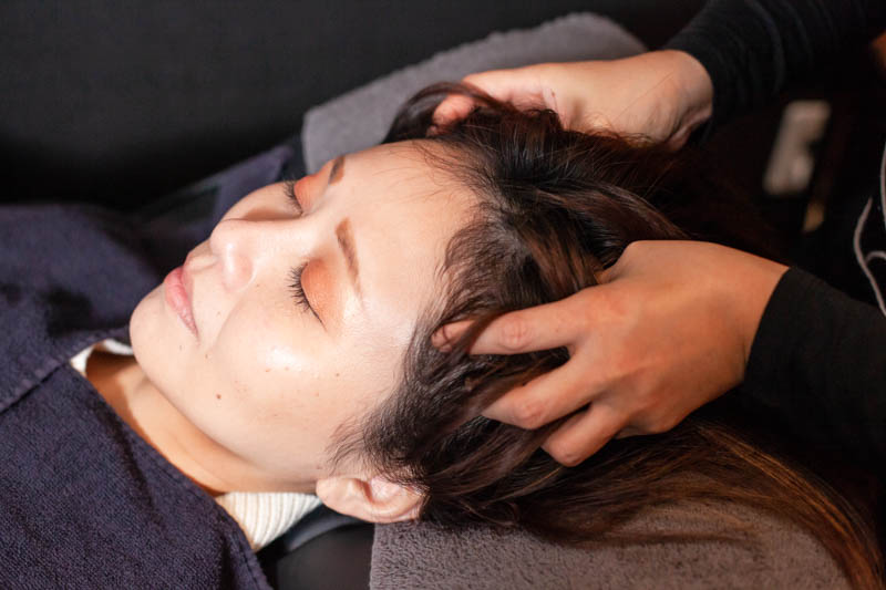 石川県白山市にあるドライヘッドスパ専門店ヘッドミントイオン松任店でドライヘッドスパ