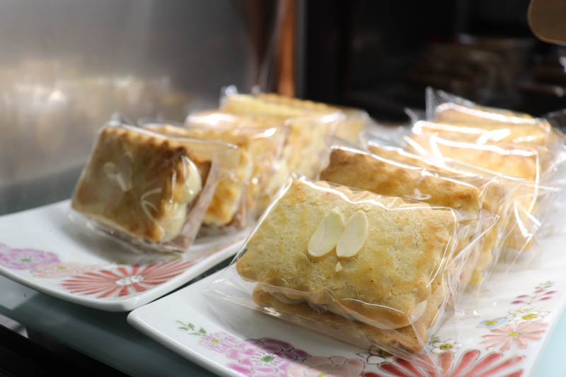 石川県白山市鶴来の大屋醤油カフェの焼き菓子