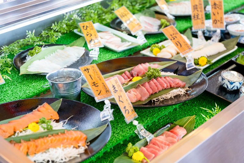 富山県高岡市の海集丸のかんかん丼