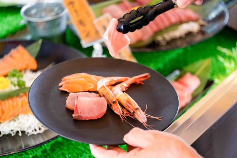 富山県高岡市の海集丸のかんかん丼