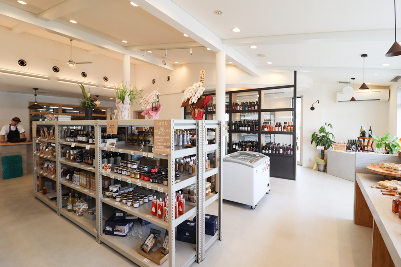 石川県金沢市戸水にあるコンビニエンスストアcalcolo（カルコロ）