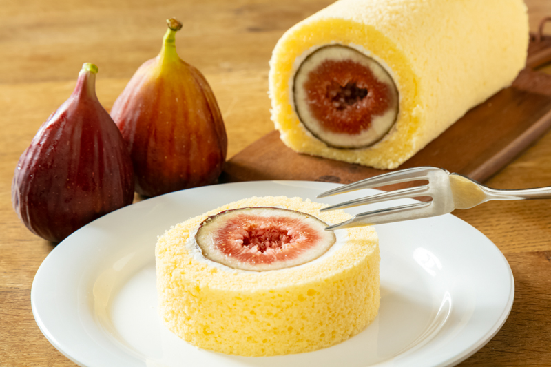 いちぢくロールケーキ NEW【いちぢくスイーツ】季節ごとに変わるロールケーキ🌀 今は